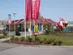 Restaurace McDonalds u nkupnho centra Hypernova